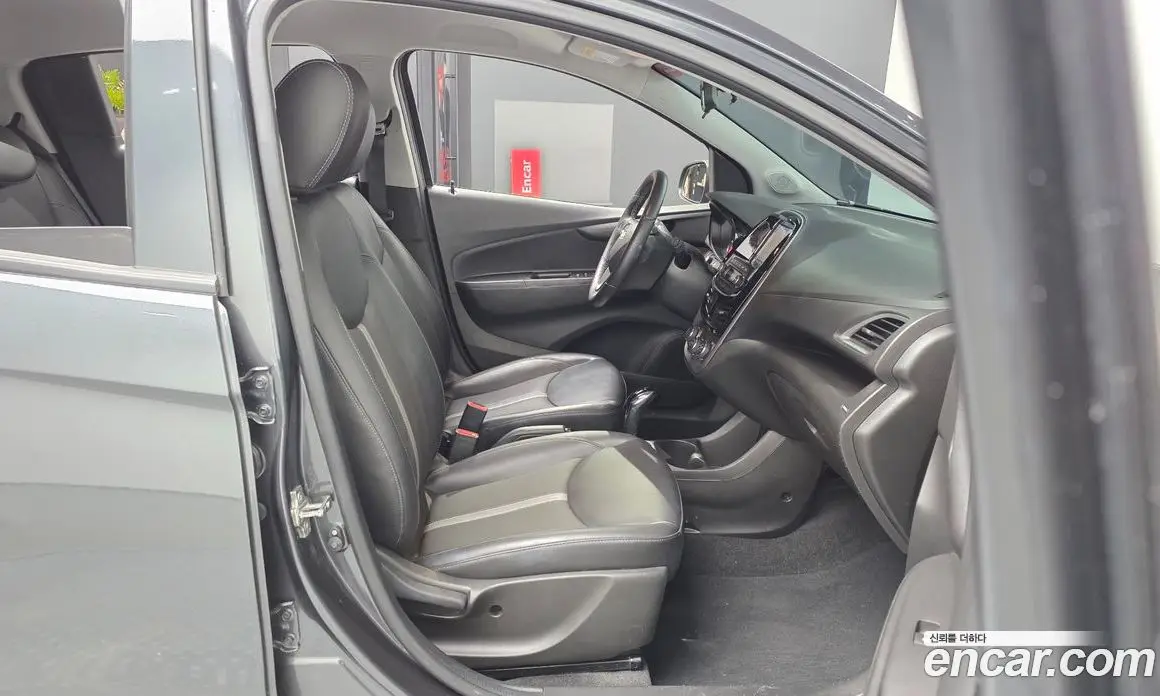 Chevrolet Spark 2019 1.0 автомат (гидро), фото 17