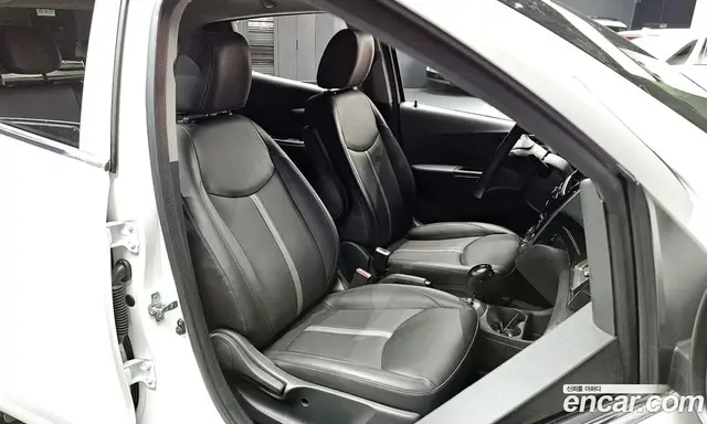 Chevrolet Spark 2022 1.0 автомат (гидро), миниатюра 12