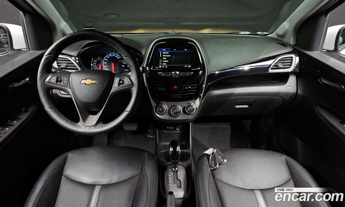 Chevrolet Spark 2022 1.0 автомат (гидро), фото 9