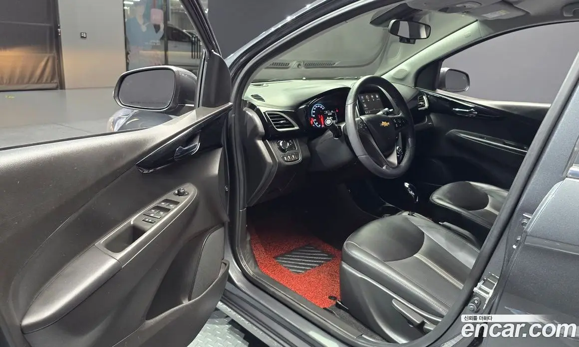 Chevrolet Spark 2022 1.0 автомат (гидро), фото 13