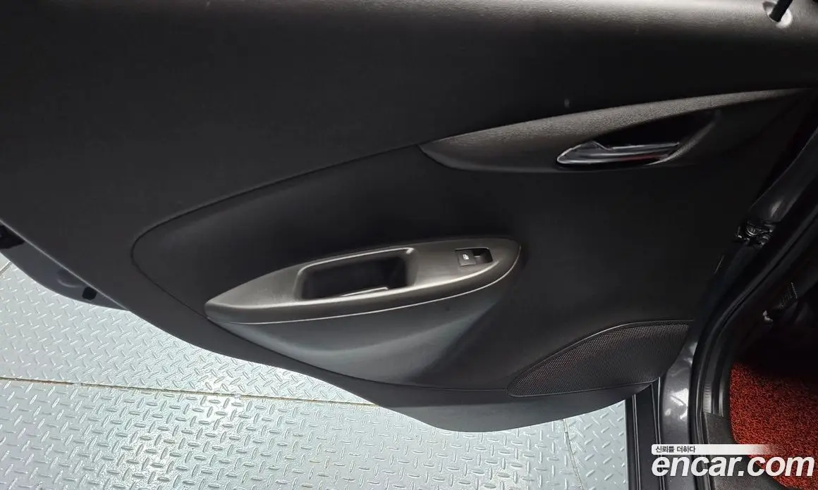 Chevrolet Spark 2022 1.0 автомат (гидро), фото 15
