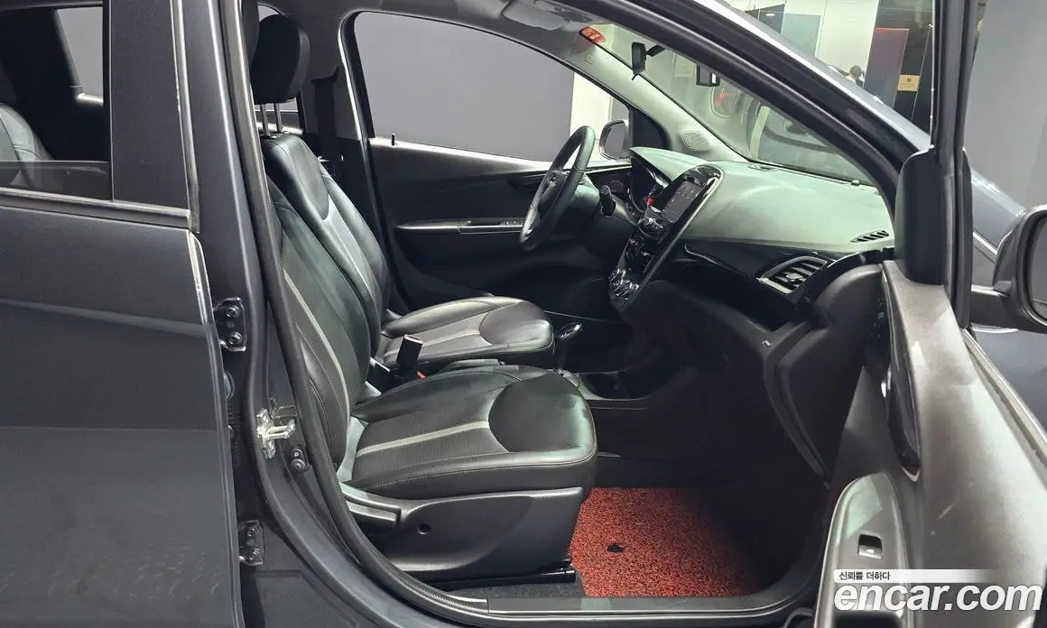 Chevrolet Spark 2022 1.0 автомат (гидро), фото 17