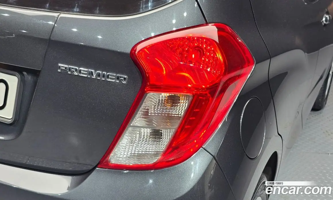 Chevrolet Spark 2022 1.0 автомат (гидро), фото 9