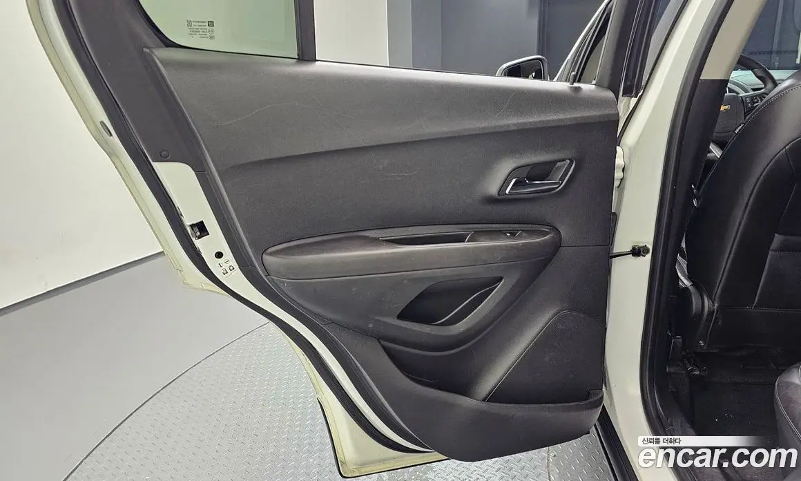 Chevrolet Trax 2015 1.4 автомат (гидро), фото 15