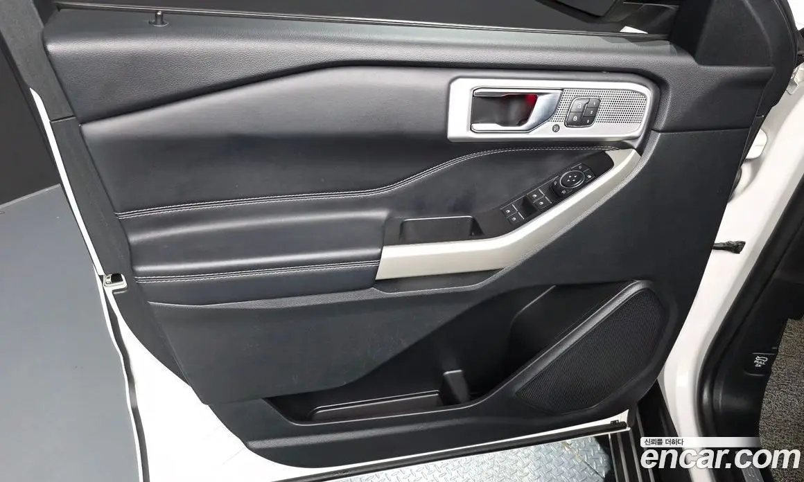 Ford Explorer 2021 2.3 автомат (гидро), фото 14