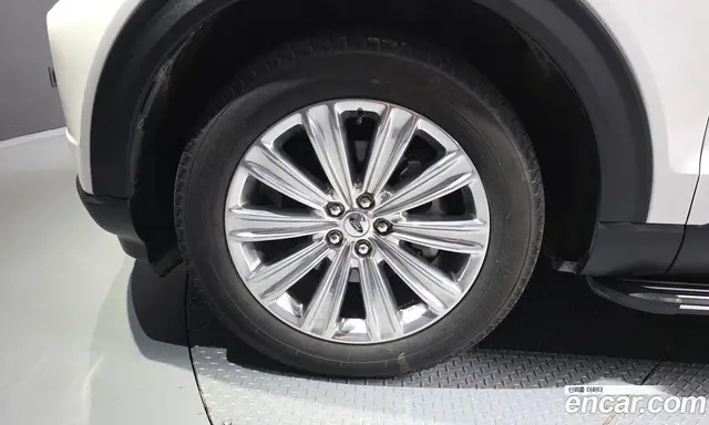 Ford Explorer 2021 2.3 автомат (гидро), миниатюра 5