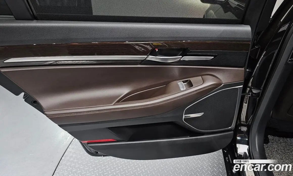 Genesis EQ900 2017 3.8 автомат (гидро), фото 15 Genesis EQ900 2017 3.8 автомат (гидро), фото 15