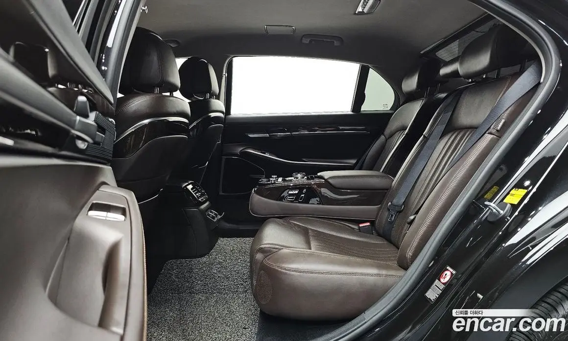 Genesis EQ900 2017 3.8 автомат (гидро), фото 17 Genesis EQ900 2017 3.8 автомат (гидро), фото 17