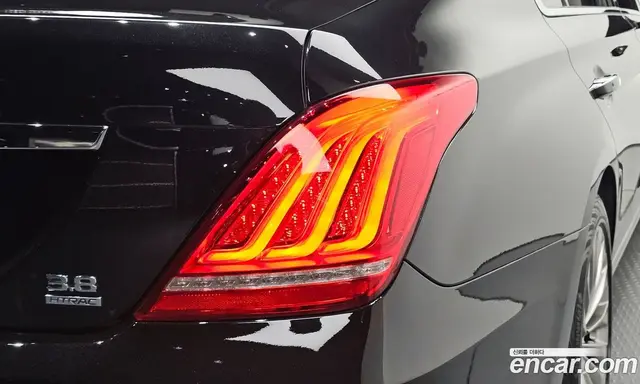 Genesis EQ900 2017 3.8 автомат (гидро), миниатюра 9 Genesis EQ900 2017 3.8 автомат (гидро), миниатюра 9
