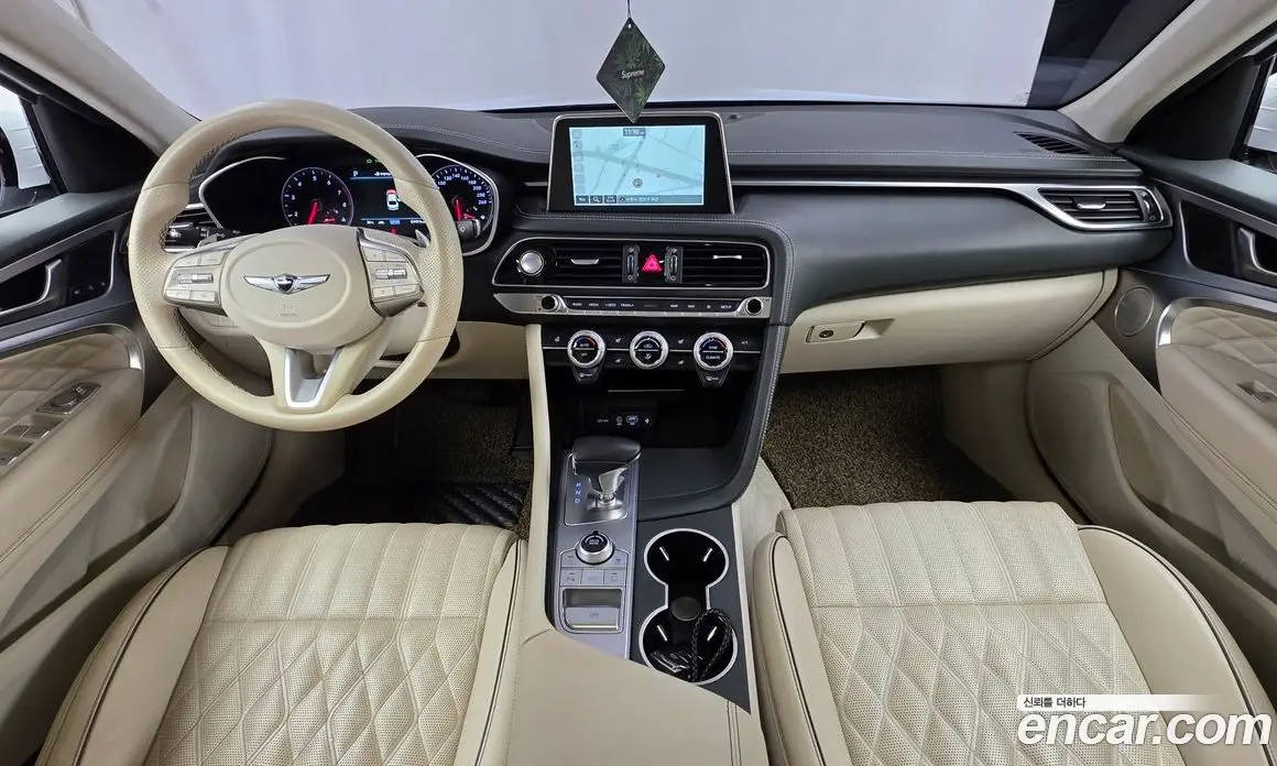 Genesis G70 2017 2.0 автомат (гидро), фото 10 Genesis G70 2017 2.0 автомат (гидро), фото 10