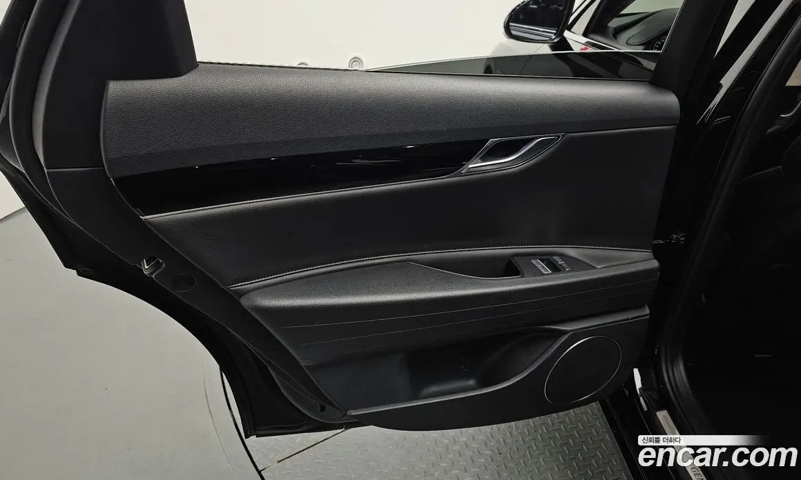 Genesis G80 2022 2.5 автомат (гидро), фото 15 Genesis G80 2022 2.5 автомат (гидро), фото 15