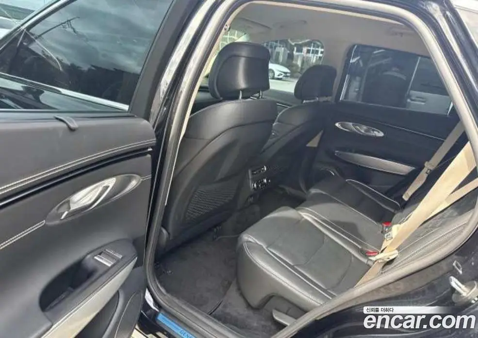 Genesis GV70 2024 1.0 автомат (гидро), фото 11 Genesis GV70 2024 1.0 автомат (гидро), фото 11
