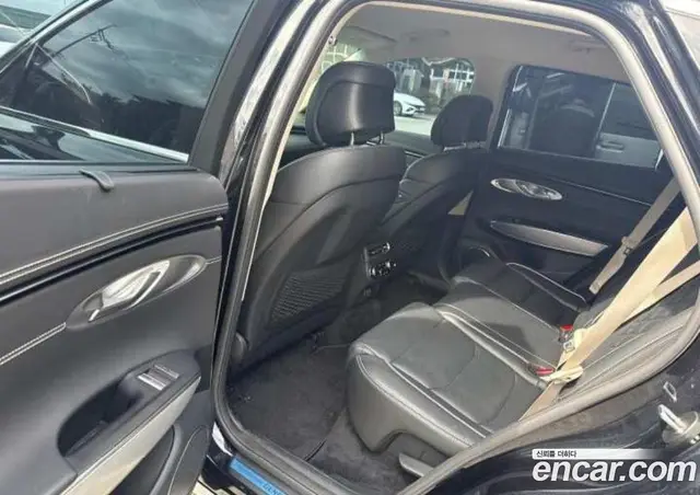 Genesis GV70 2024 1.0 автомат (гидро), миниатюра 11 Genesis GV70 2024 1.0 автомат (гидро), миниатюра 11