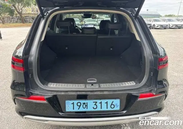 Genesis GV70 2024 1.0 автомат (гидро), миниатюра 9 Genesis GV70 2024 1.0 автомат (гидро), миниатюра 9