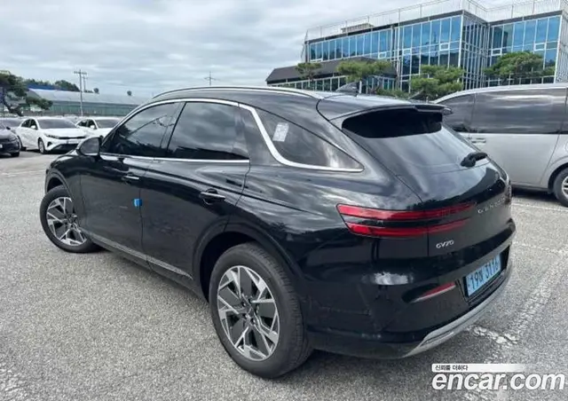 Genesis GV70 2024 1.0 автомат (гидро), миниатюра 10 Genesis GV70 2024 1.0 автомат (гидро), миниатюра 10