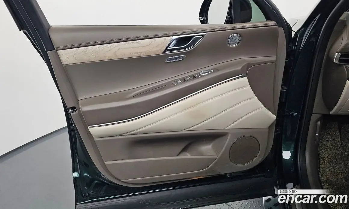 Genesis GV80 2022 2.5 автомат (гидро), фото 14 Genesis GV80 2022 2.5 автомат (гидро), фото 14