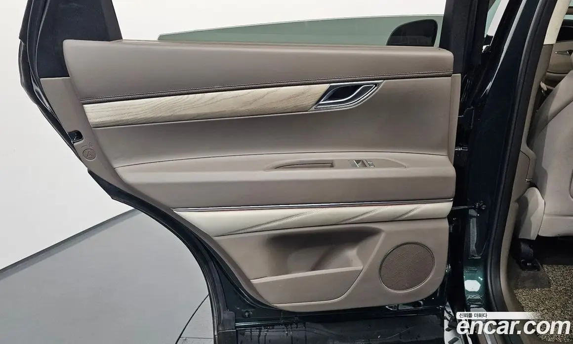 Genesis GV80 2022 2.5 автомат (гидро), фото 15 Genesis GV80 2022 2.5 автомат (гидро), фото 15