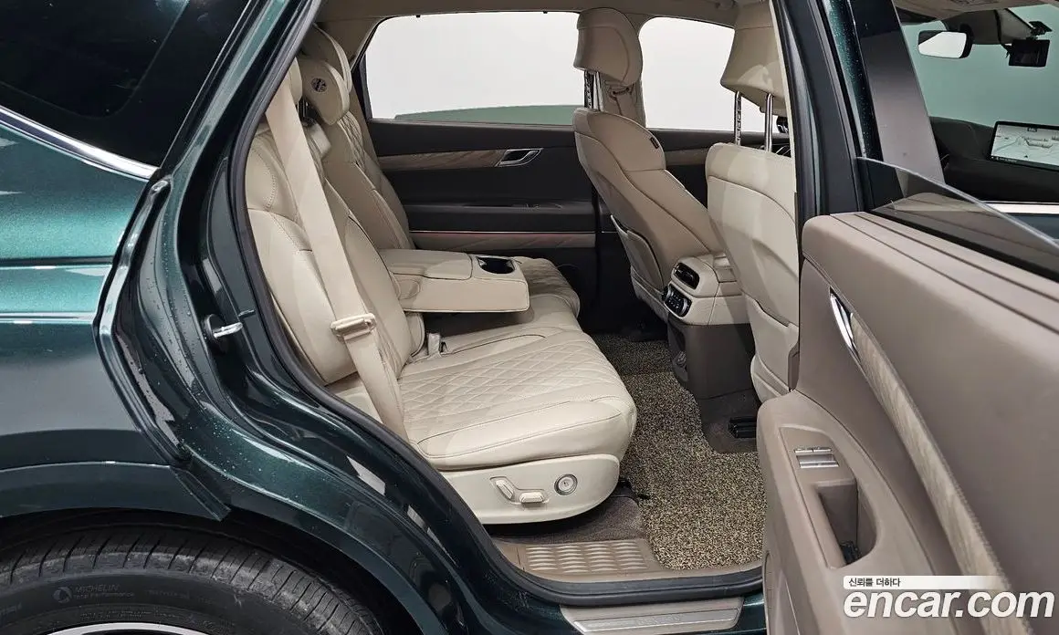 Genesis GV80 2022 2.5 автомат (гидро), фото 17 Genesis GV80 2022 2.5 автомат (гидро), фото 17