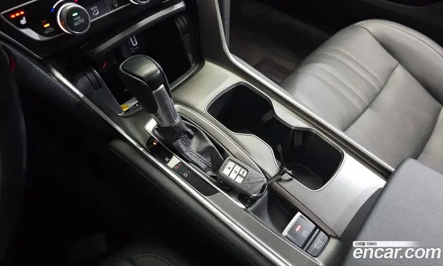 Honda Accord 2019 1.5 автомат (гидро), миниатюра 12