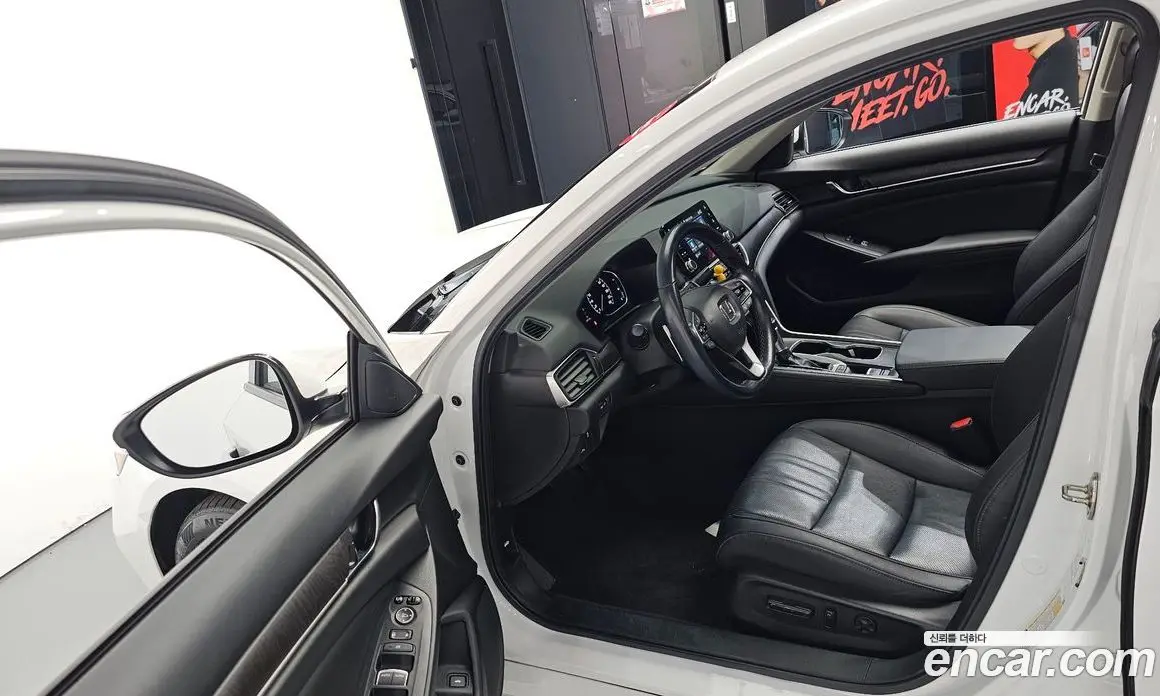Honda Accord 2019 1.5 автомат (гидро), фото 13 Honda Accord 2019 1.5 автомат (гидро), фото 13