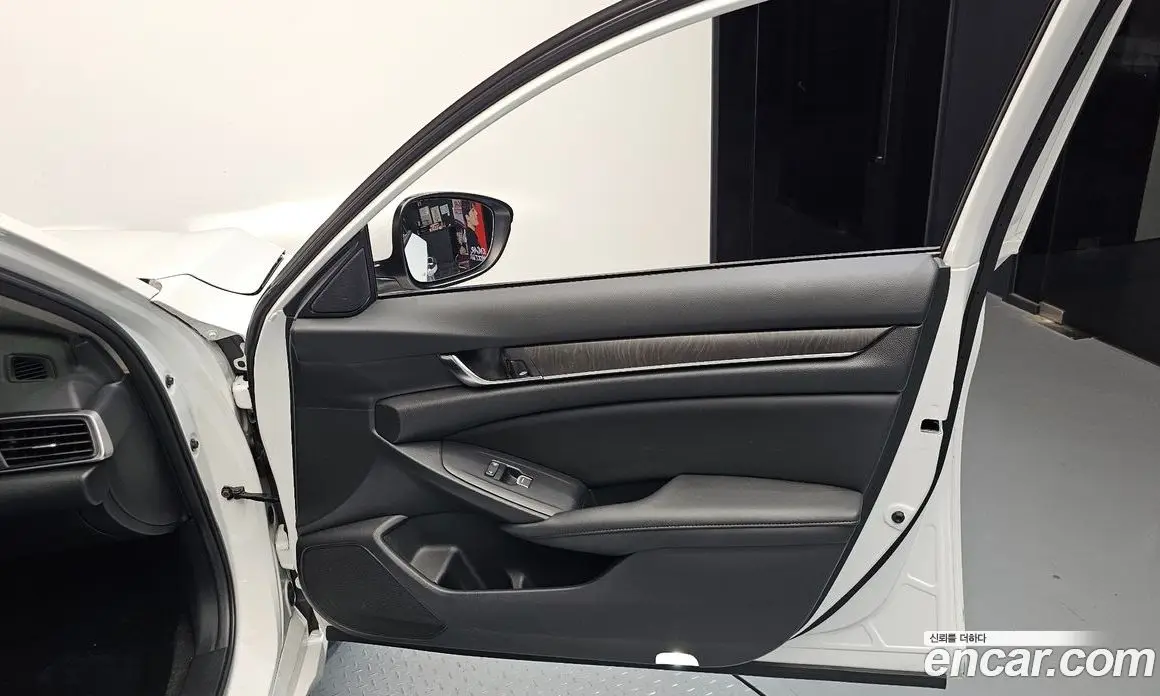 Honda Accord 2019 1.5 автомат (гидро), фото 14 Honda Accord 2019 1.5 автомат (гидро), фото 14