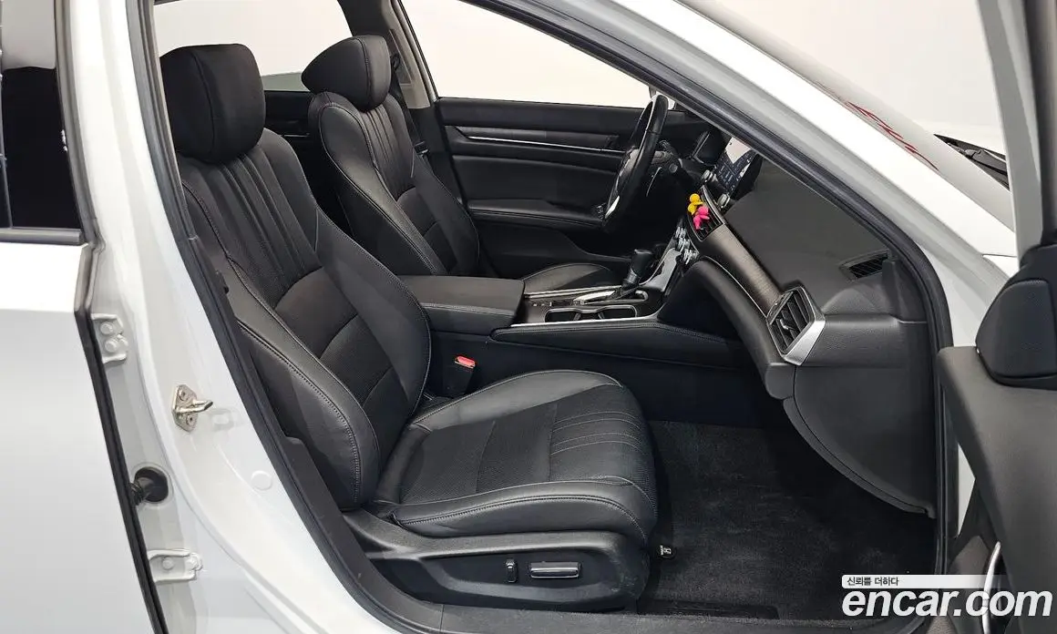 Honda Accord 2019 1.5 автомат (гидро), фото 16 Honda Accord 2019 1.5 автомат (гидро), фото 16
