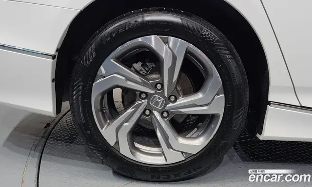Honda Accord 2019 1.5 автомат (гидро), миниатюра 7 Honda Accord 2019 1.5 автомат (гидро), миниатюра 7