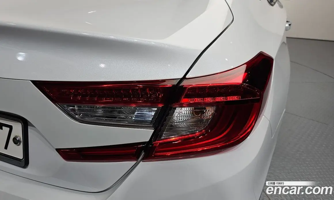 Honda Accord 2019 1.5 автомат (гидро), фото 9 Honda Accord 2019 1.5 автомат (гидро), фото 9