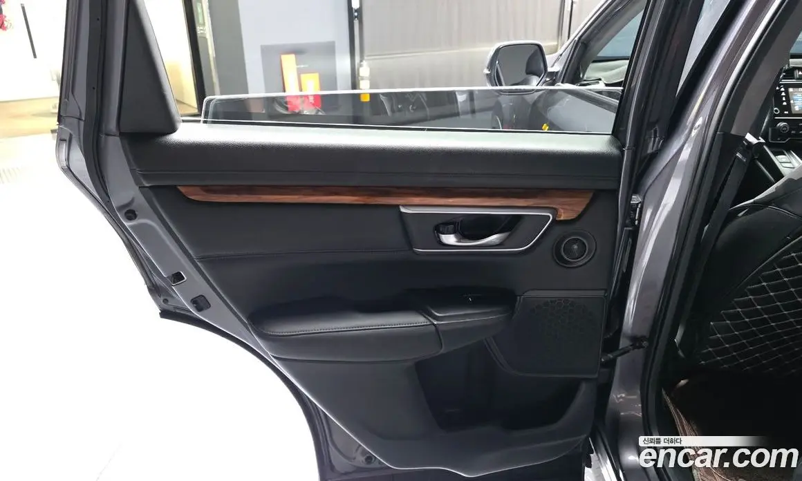 Honda CR-V 2019 1.5 автомат (гидро), фото 15 Honda CR-V 2019 1.5 автомат (гидро), фото 15