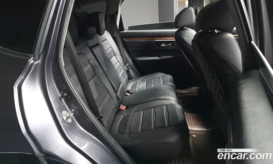 Honda CR-V 2019 1.5 автомат (гидро), фото 18 Honda CR-V 2019 1.5 автомат (гидро), фото 18