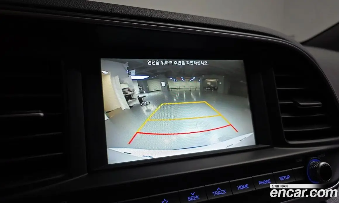 Hyundai Avante 2019 1.6 автомат (гидро), фото 19
