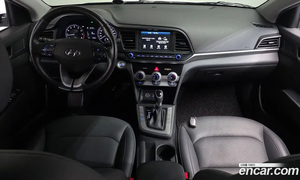 Hyundai Avante 2019 1.6 автомат (гидро), фото 9