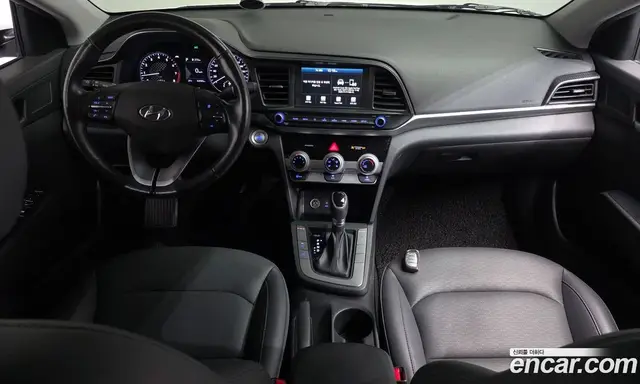Hyundai Avante 2019 1.6 автомат (гидро), миниатюра 9