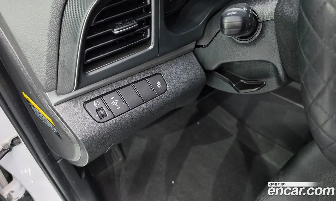Hyundai Avante 2019 1.6 автомат (гидро), фото 15