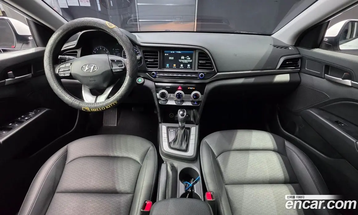 Hyundai Avante 2019 1.6 автомат (гидро), фото 7