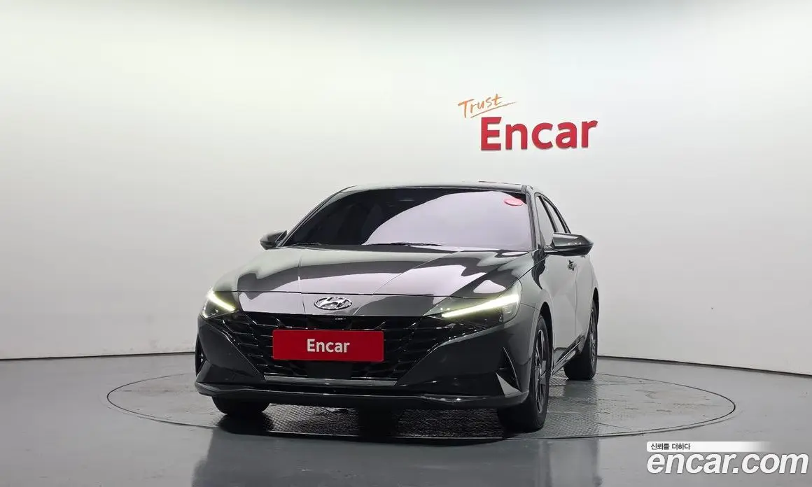 Hyundai Avante 2022 1.6 автомат (гидро), фото 3