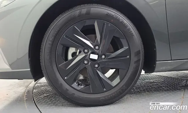 Hyundai Avante 2022 1.6 автомат (гидро), миниатюра 5