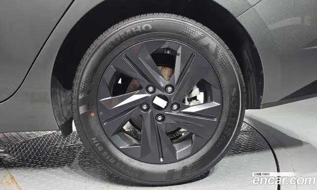 Hyundai Avante 2022 1.6 автомат (гидро), миниатюра 7