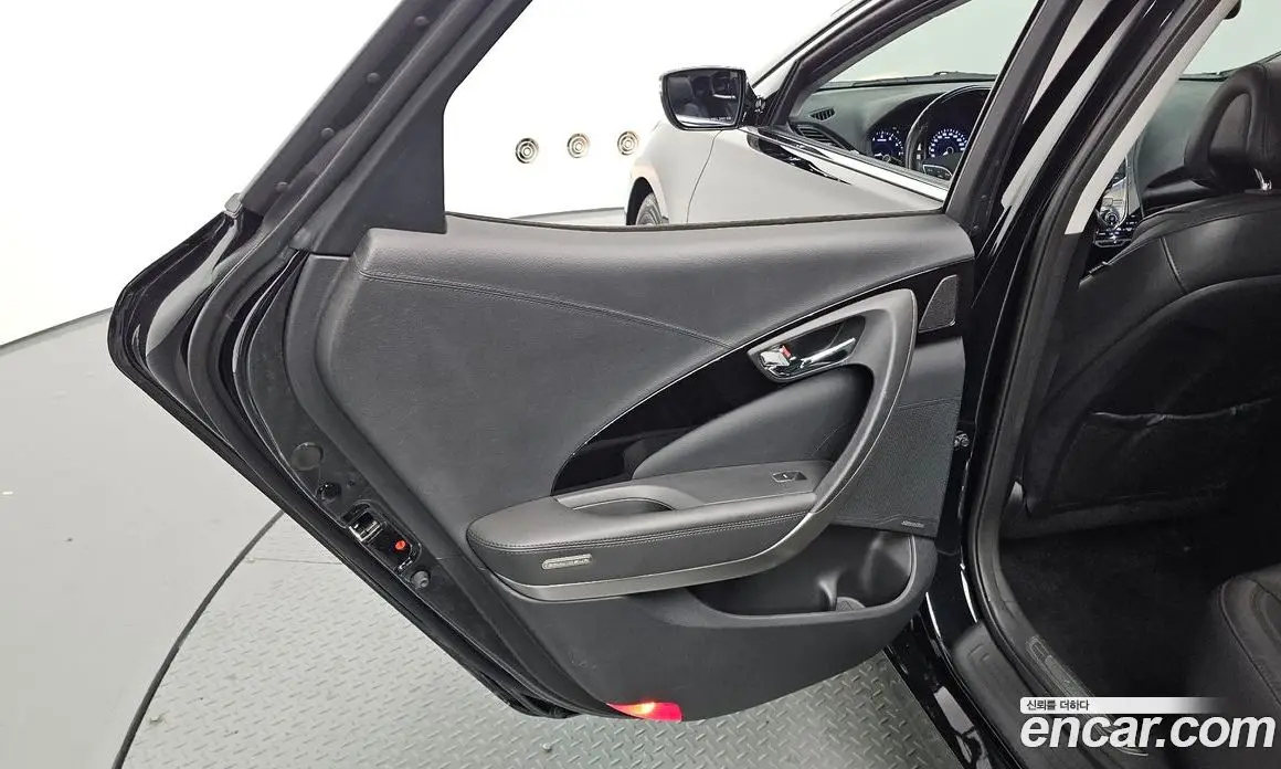 Hyundai Grandeur 2011 2.4 автомат (гидро), фото 14