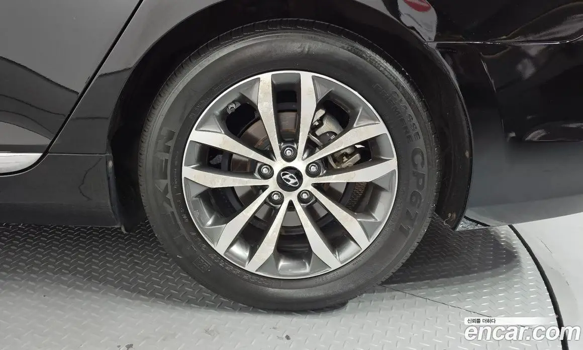 Hyundai Grandeur 2011 2.4 автомат (гидро), фото 6