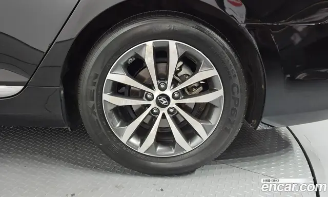 Hyundai Grandeur 2011 2.4 автомат (гидро), миниатюра 6