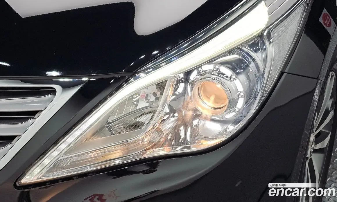 Hyundai Grandeur 2011 2.4 автомат (гидро), фото 7