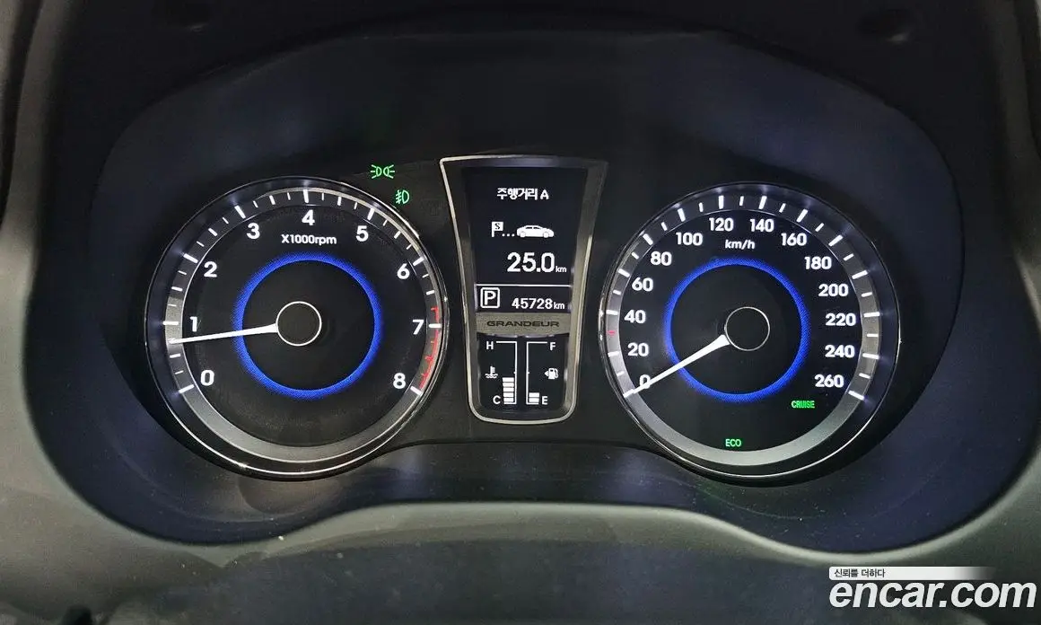 Hyundai Grandeur 2011 2.4 автомат (гидро), фото 10