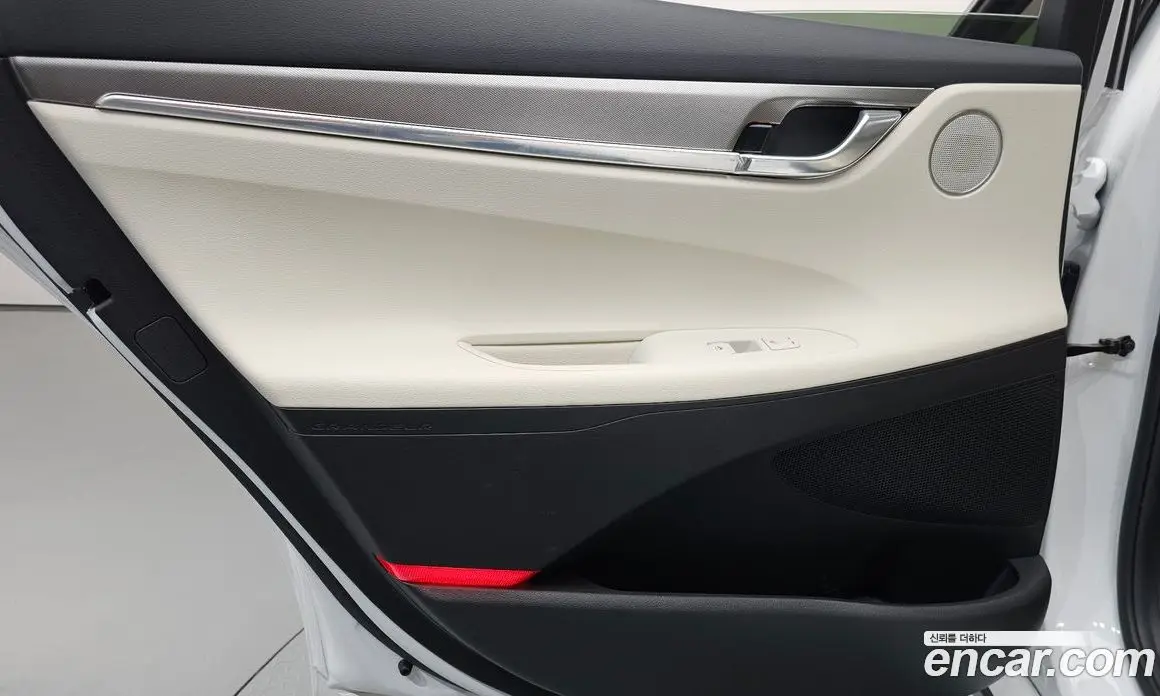 Hyundai Grandeur 2022 2.5 автомат (гидро), фото 15