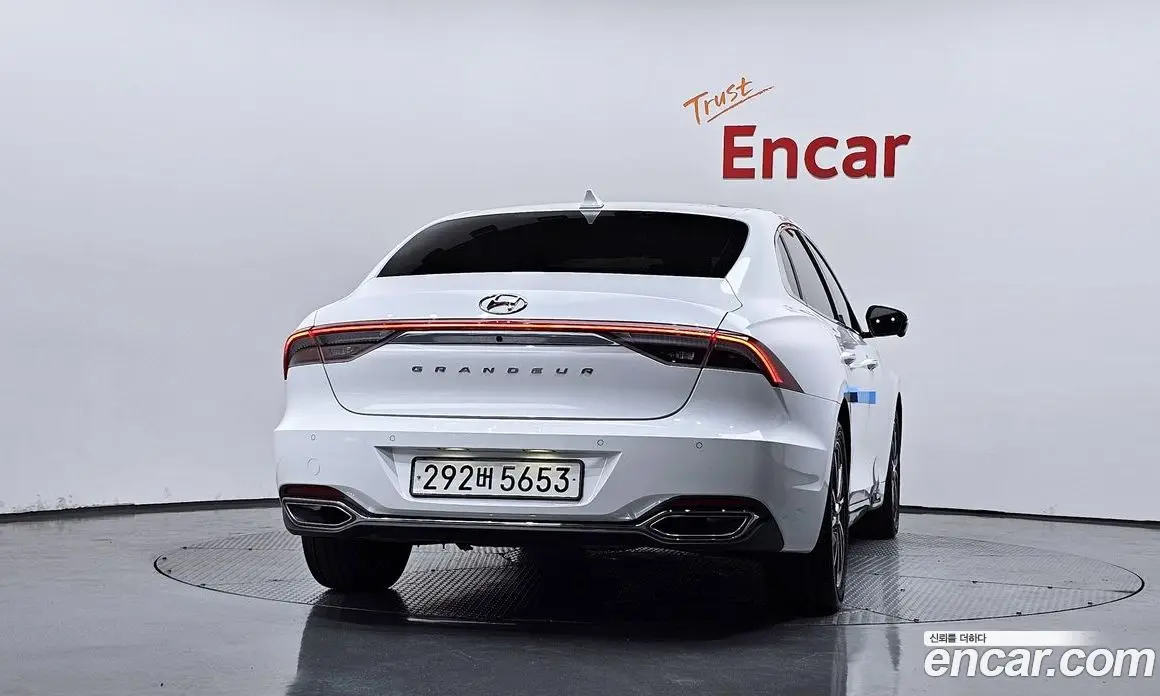Hyundai Grandeur 2022 2.5 автомат (гидро), фото 4