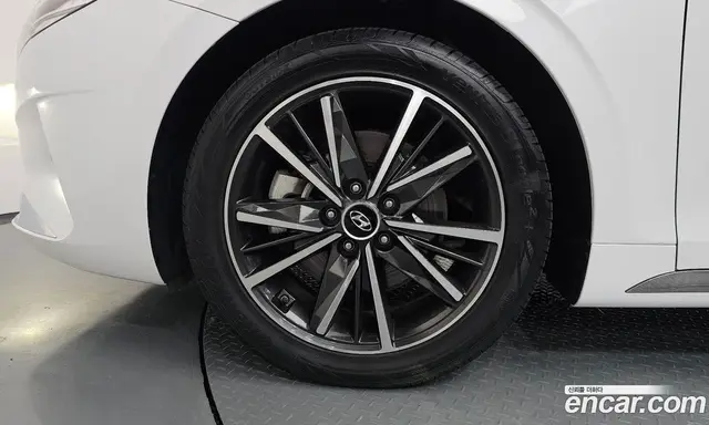 Hyundai Grandeur 2022 2.5 автомат (гидро), миниатюра 5