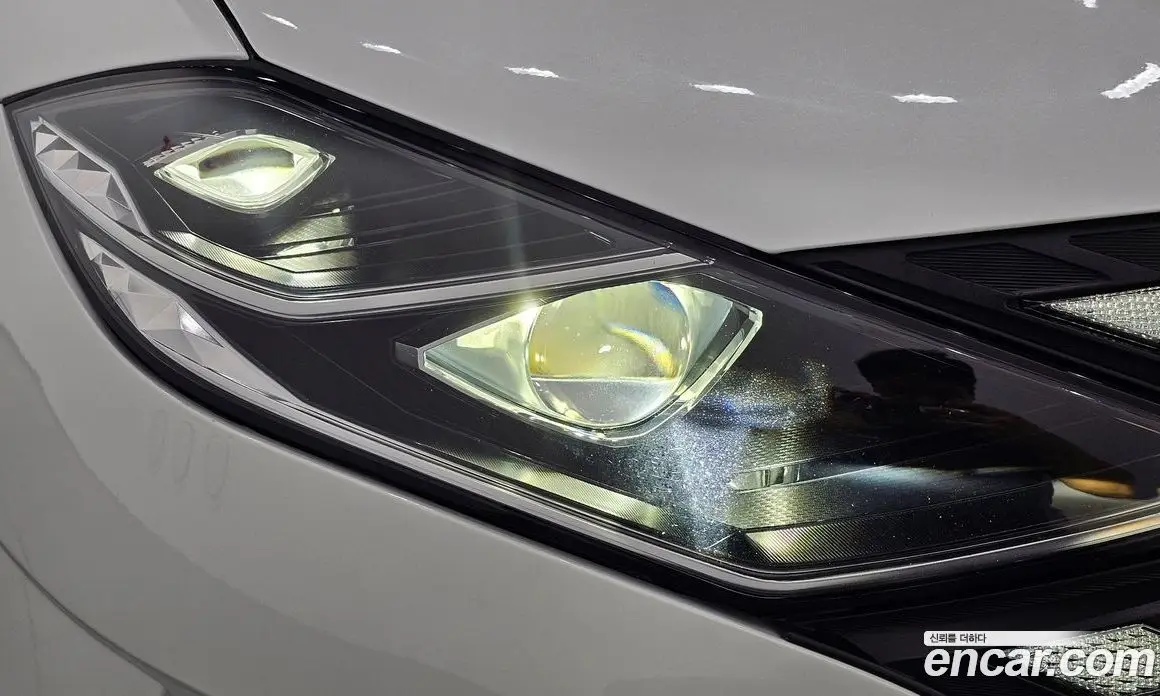 Hyundai Grandeur 2022 2.5 автомат (гидро), фото 8