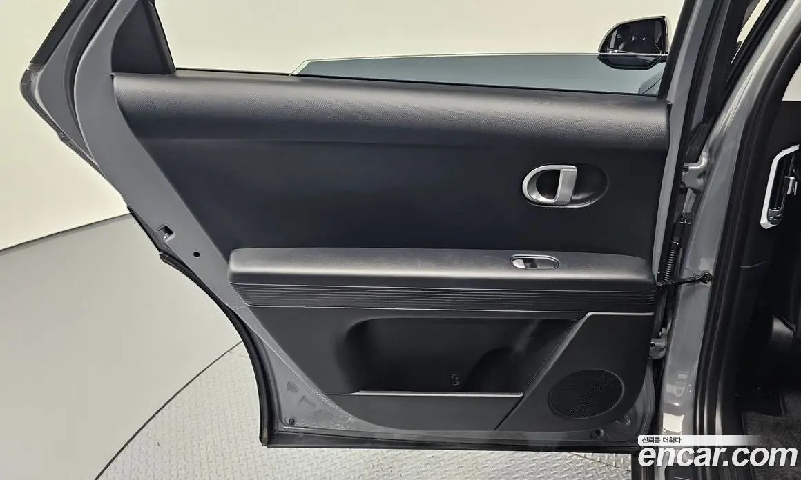 Hyundai Ioniq 5 2022 0.1 автомат (гидро), фото 15 Hyundai Ioniq 5 2022 0.1 автомат (гидро), фото 15