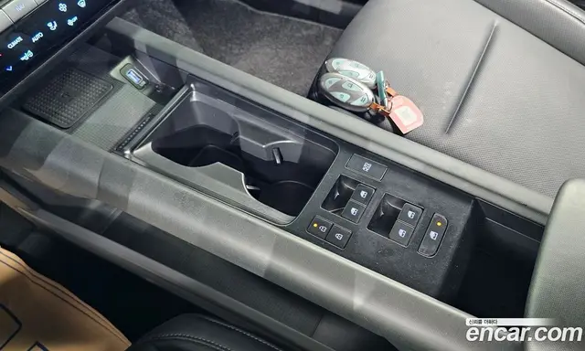 Hyundai Ioniq 6 2023 0.1 автомат (гидро), миниатюра 12