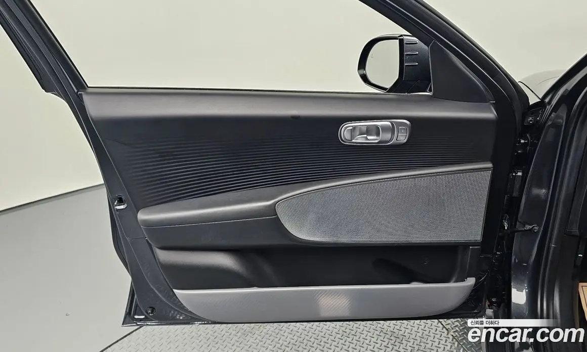 Hyundai Ioniq 6 2023 0.1 автомат (гидро), фото 14